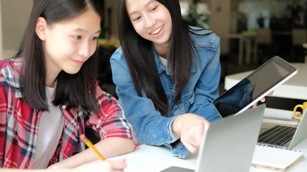 Tablet ou Laptop para Estudar